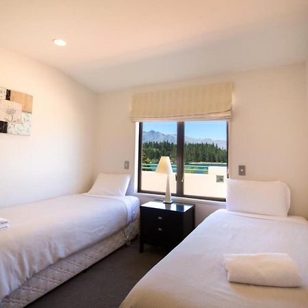 Lakefront Luxury Penthouse Central Queenstown Eksteriør billede