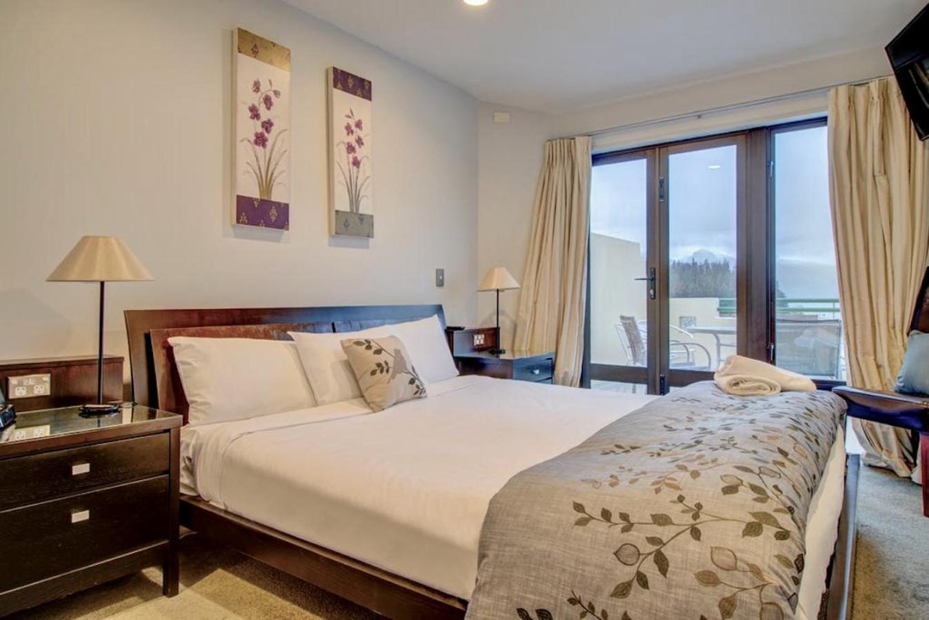 Lakefront Luxury Penthouse Central Queenstown Eksteriør billede
