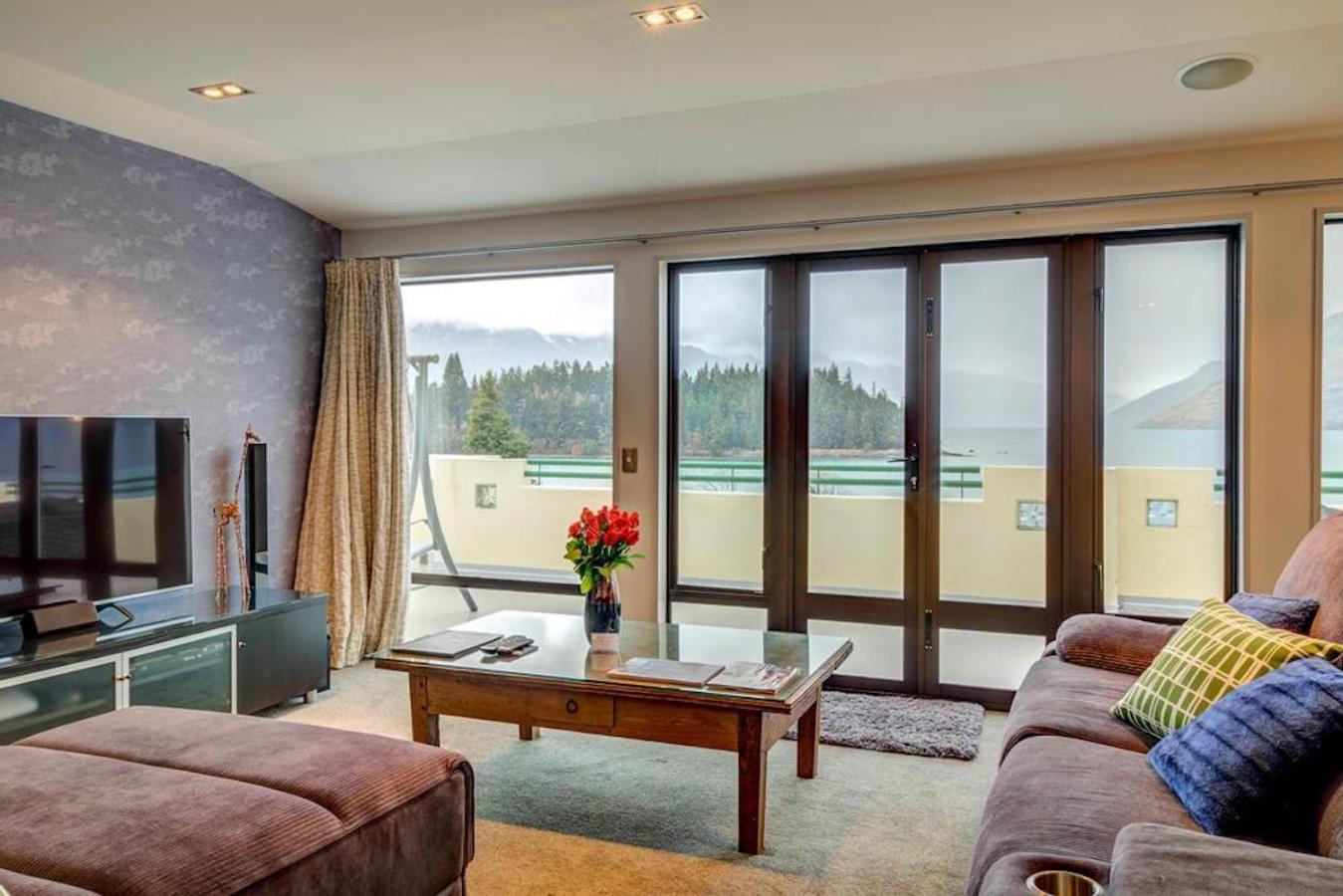 Lakefront Luxury Penthouse Central Queenstown Eksteriør billede